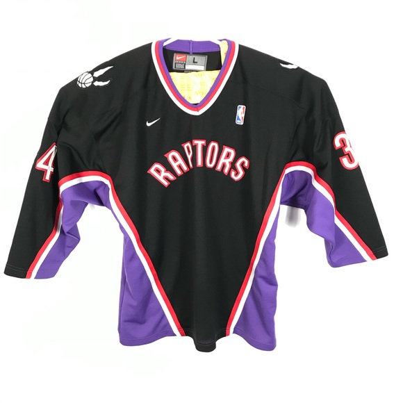 charles oakley raptors jersey